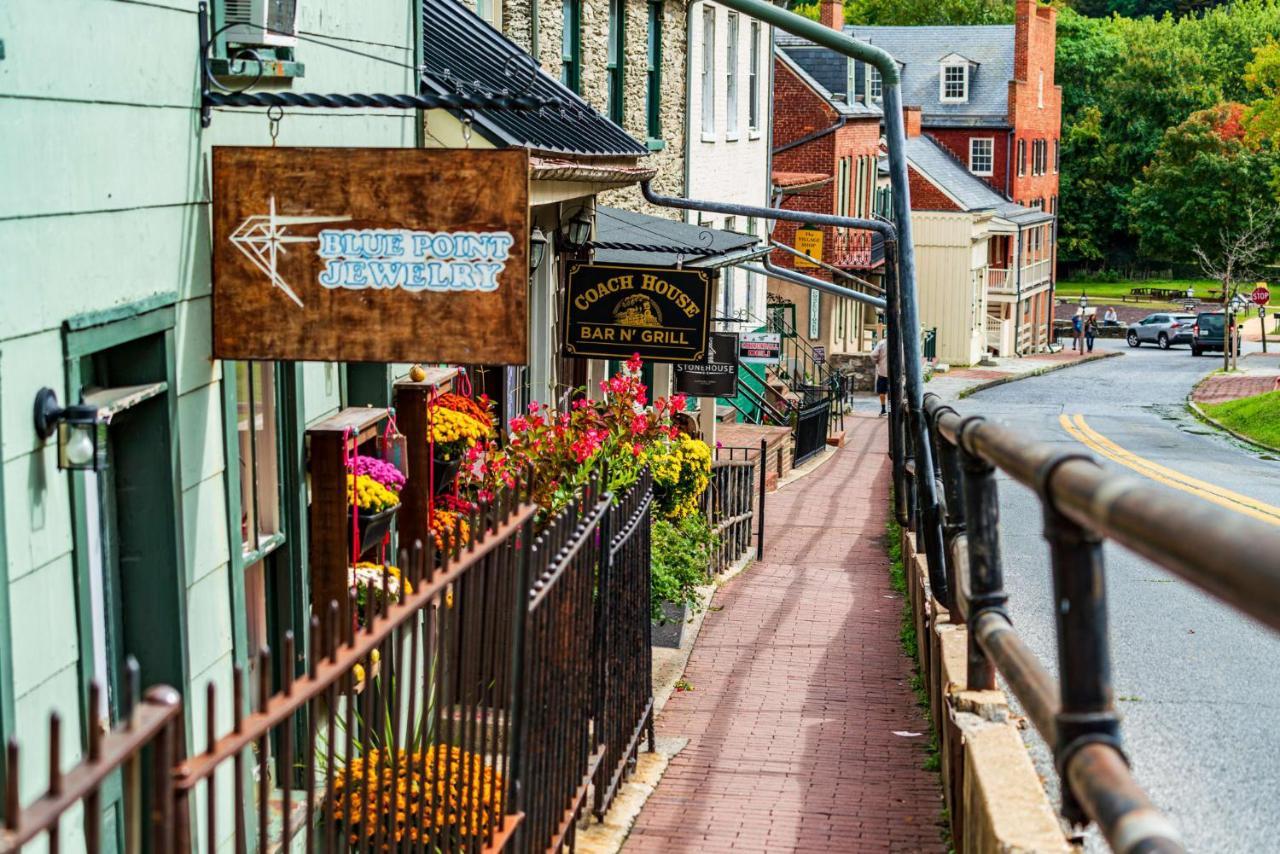 Enchanting Cottage, Walk To Downtown Harpers Ferry Luaran gambar