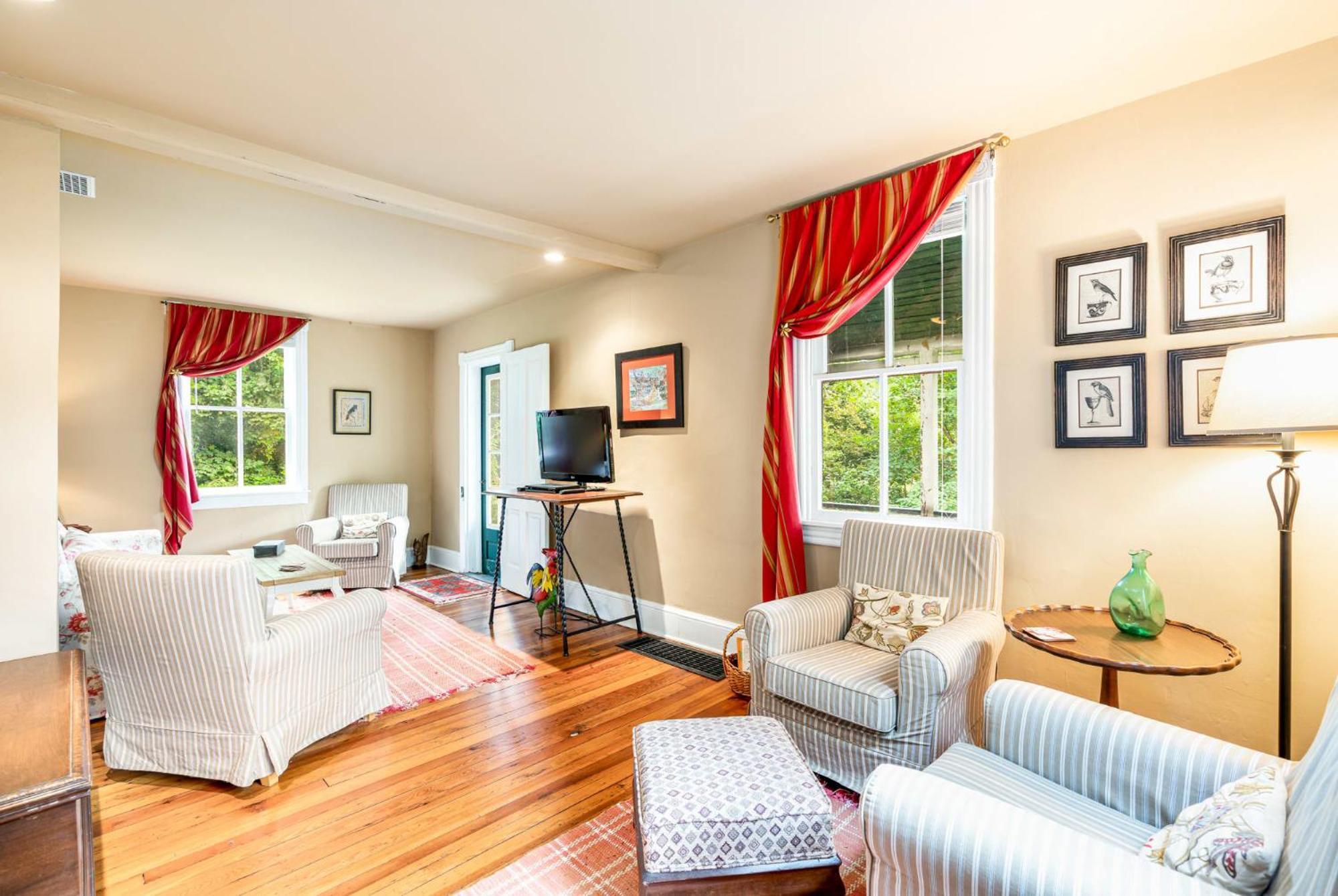 Enchanting Cottage, Walk To Downtown Harpers Ferry Luaran gambar